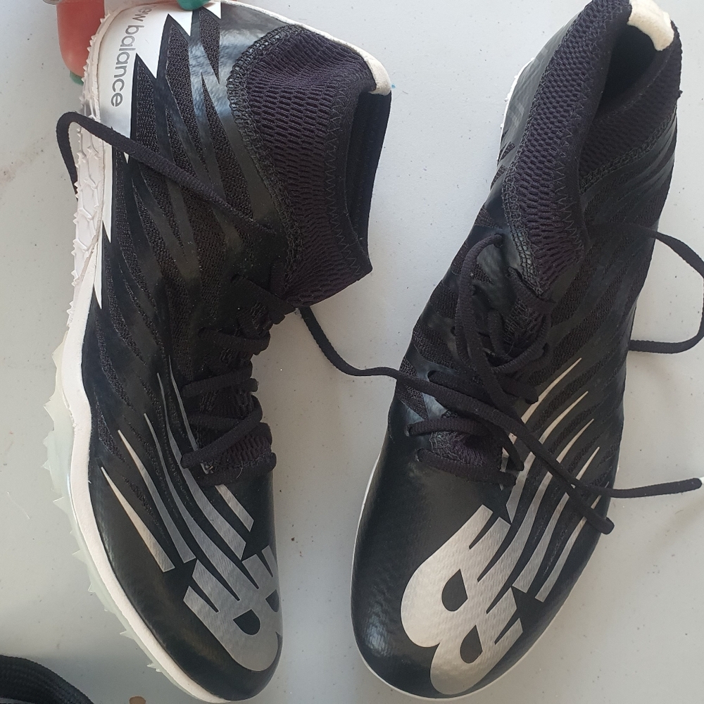 New Balance Black and White Track Cleats